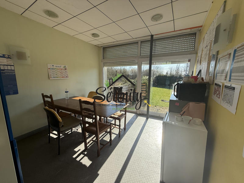 Parking / Garage - 190 m²