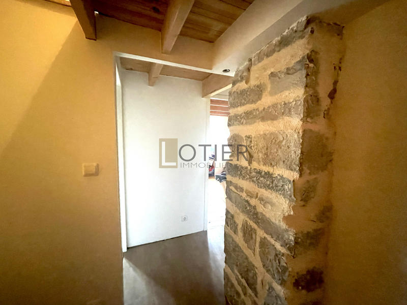 Maison de village - 80 m² - 4 pièces