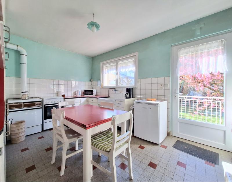 Maison - 110 m² - 6 pièces