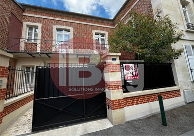 Maison - 102 m² - 5 pièces