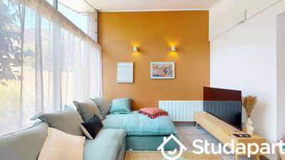 Chambre - 10 m² - 1 pièce