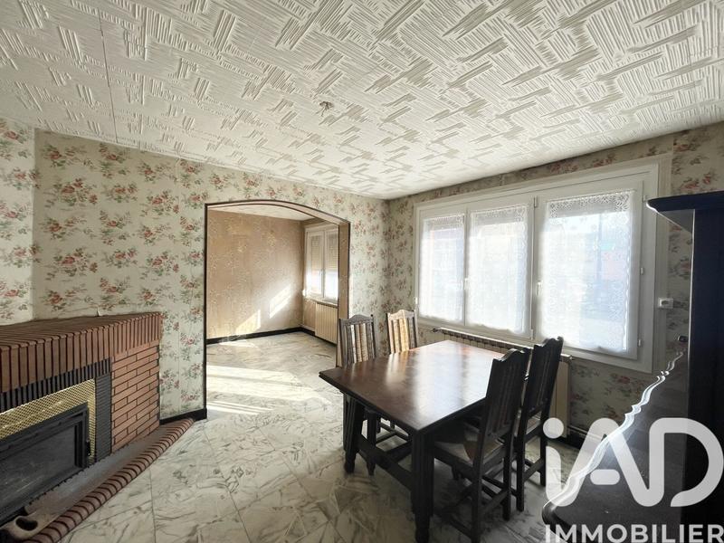 Maison - 99 m² - 4 pièces