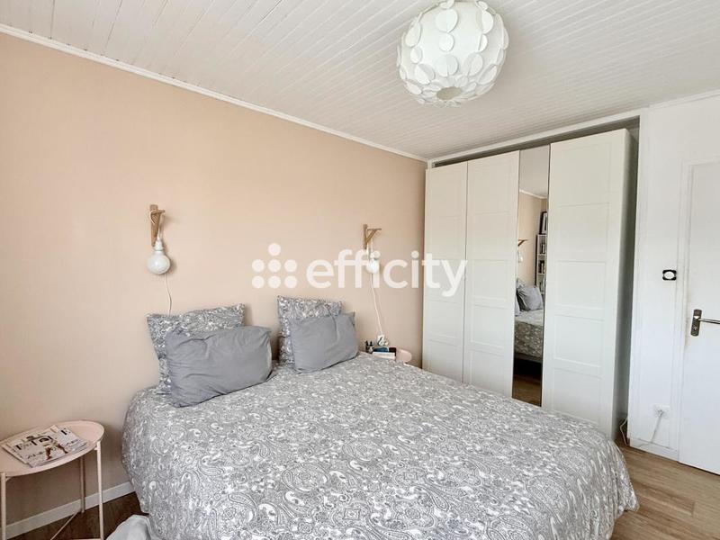 Maison - 91 m² - 5 pièces