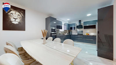 Maison - 170 m² - 6 pièces