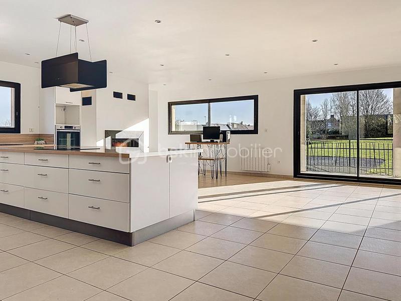 Maison - 171 m² - 6 pièces