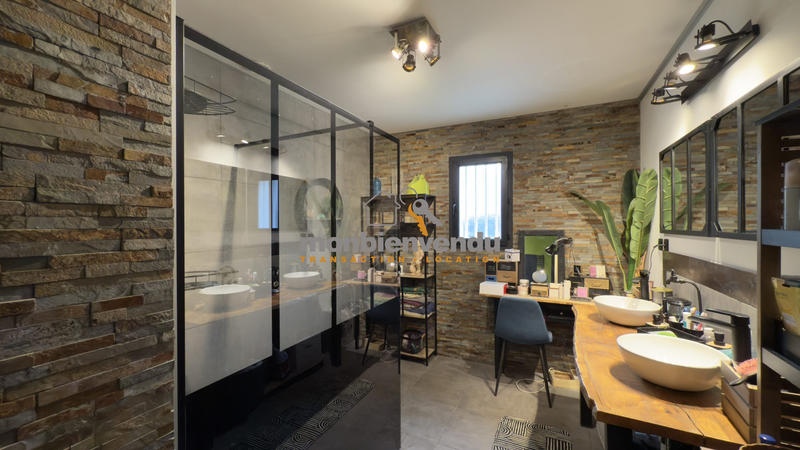 Maison - 142 m² - 5 pièces