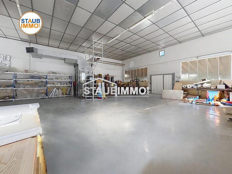 Local d'activités - 220 m²