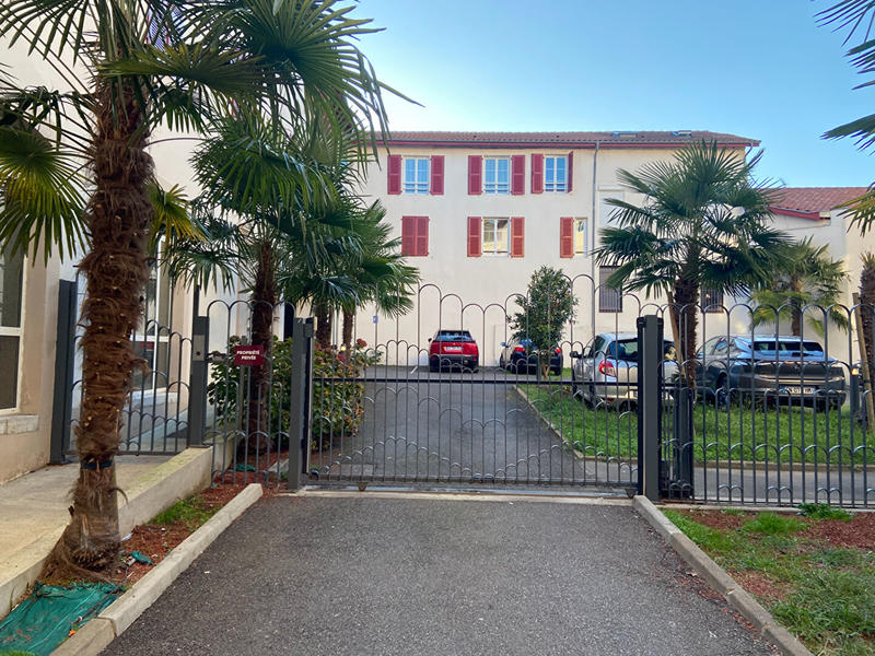 Appartement - 82 m² - 3 pièces