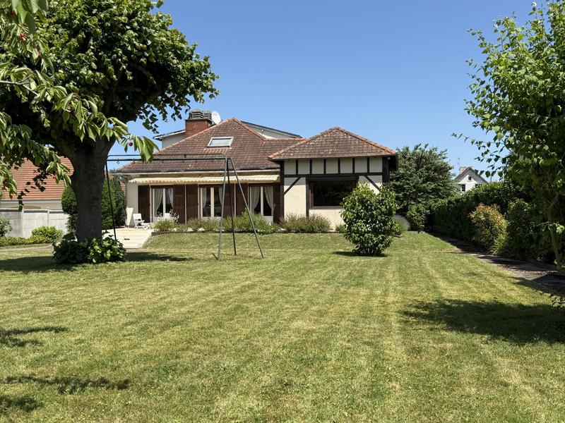 Maison - 165 m² - 7 pièces