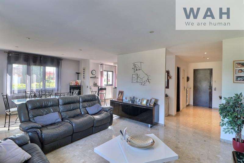 Maison - 194 m² - 7 pièces