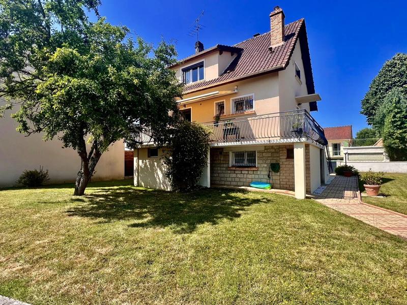 Maison - 116 m² - 6 pièces