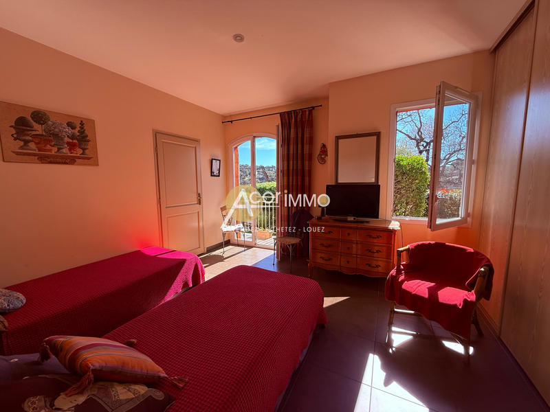 Villa - 188 m² - 6 pièces