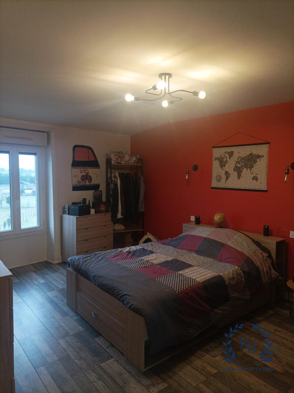 Maison - 139 m² - 5 pièces