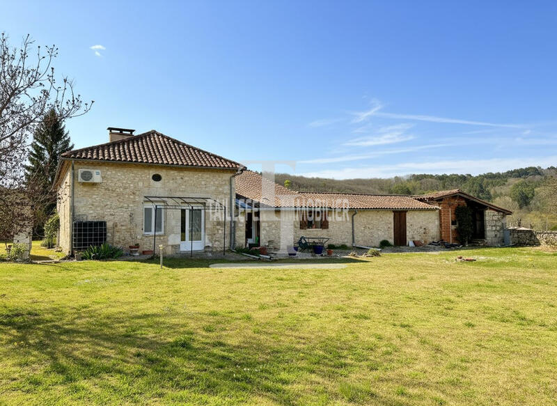 Maison ancienne - 220 m² - 6 pièces