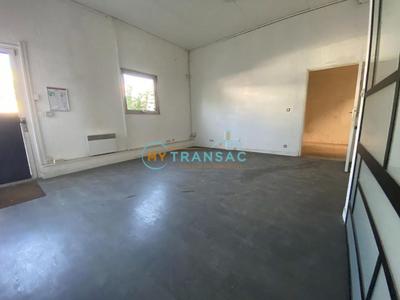 Local d'activités - 279 m²