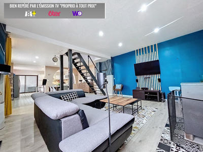 Maison - 222 m² - 9 pièces