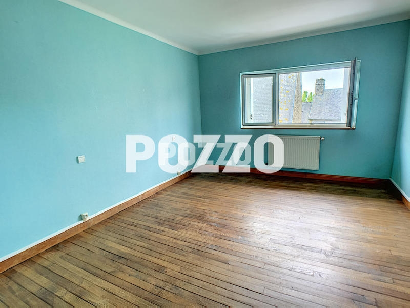 Immeuble - 196 m² - 6 pièces