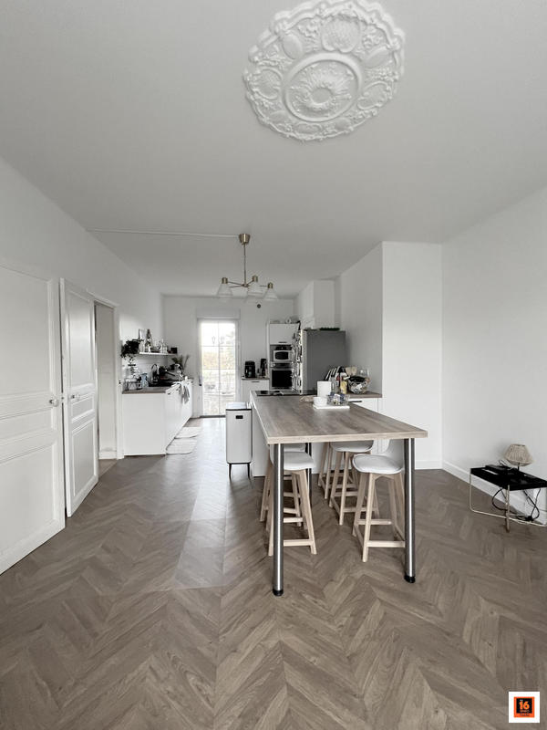 Villa - 189 m² - 7 pièces