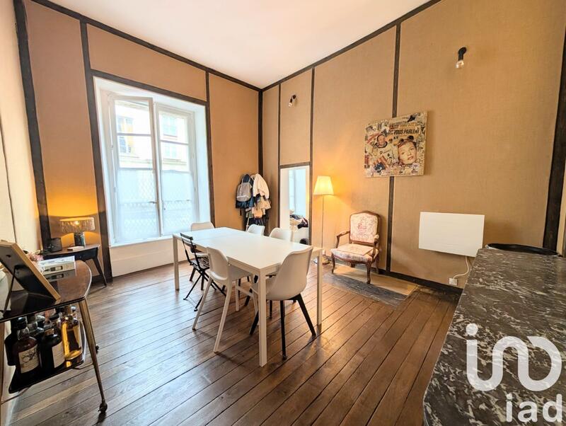 Loft - 88 m² - 3 pièces