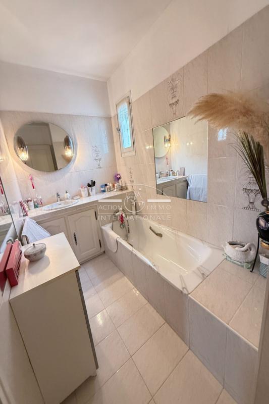 Villa - 107 m² - 4 pièces