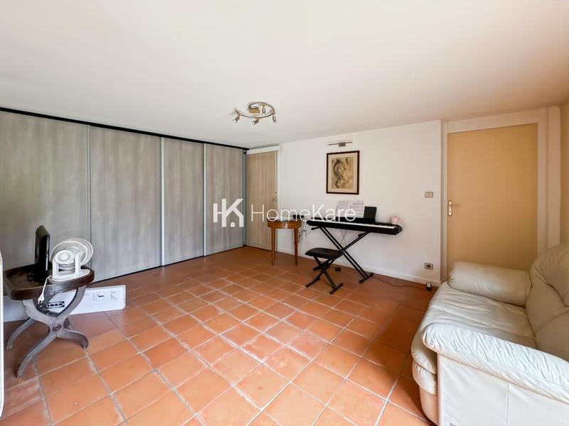 Villa - 163 m² - 6 pièces