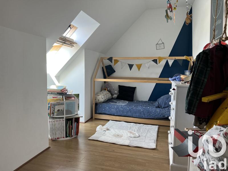 Maison - 99 m² - 5 pièces