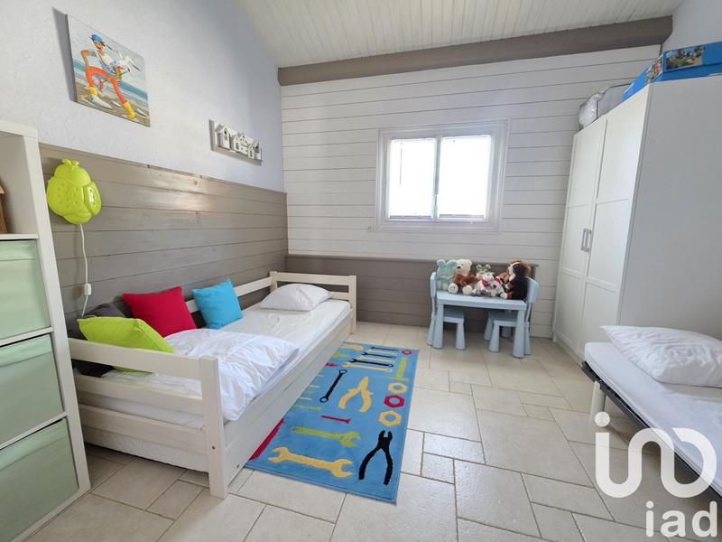 Maison - 215 m² - 8 pièces