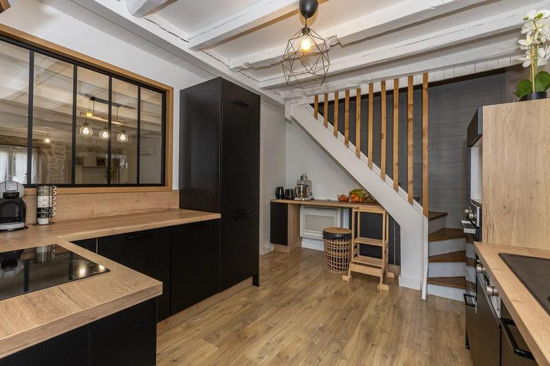 Maison - 140 m² - 6 pièces