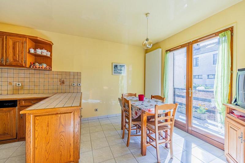 Pavillon - 140 m² - 5 pièces