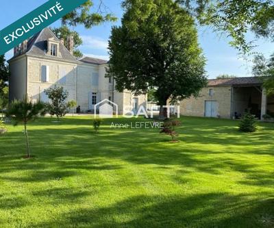 Propriété - 390 m² - 12 pièces