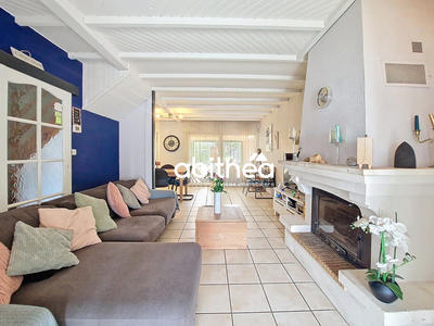 Maison - 95 m² - 4 pièces