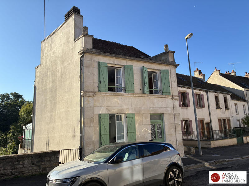 Maison ancienne - 84 m² - 5 pièces
