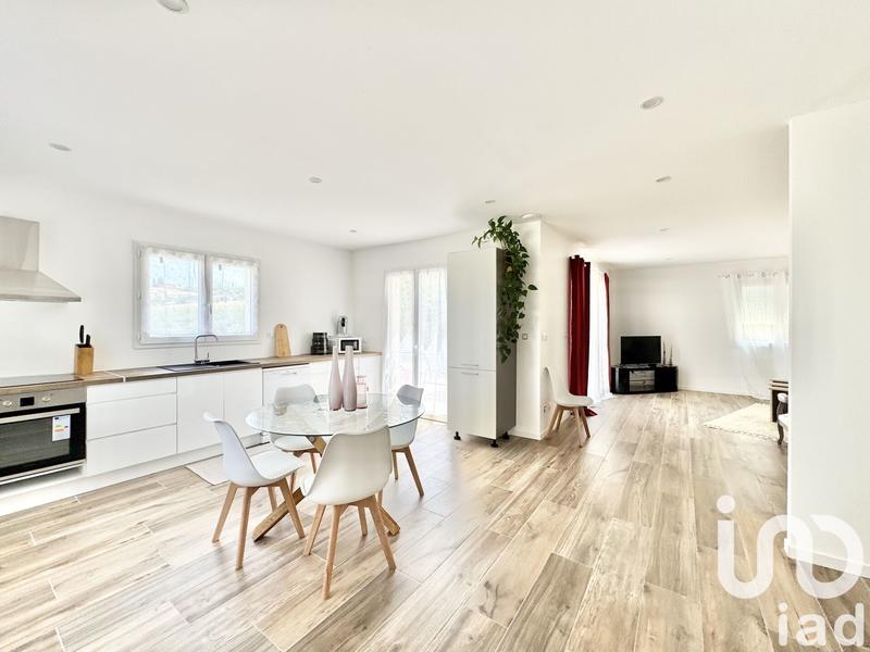 Maison - 102 m² - 5 pièces