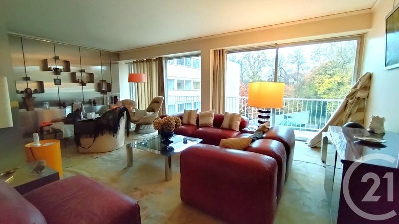 Appartement - 115 m² - 5 pièces