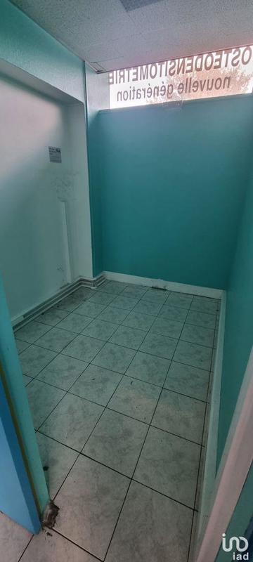 Local commercial - 147 m² - 10 pièces