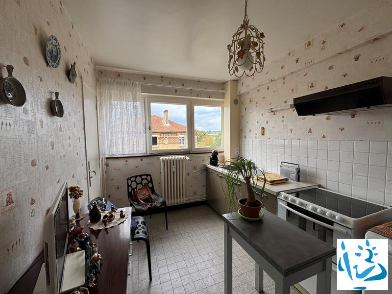 Appartement - 80 m² - 4 pièces