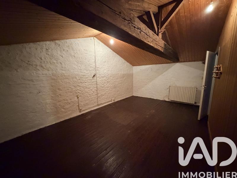 Maison - 215 m² - 9 pièces