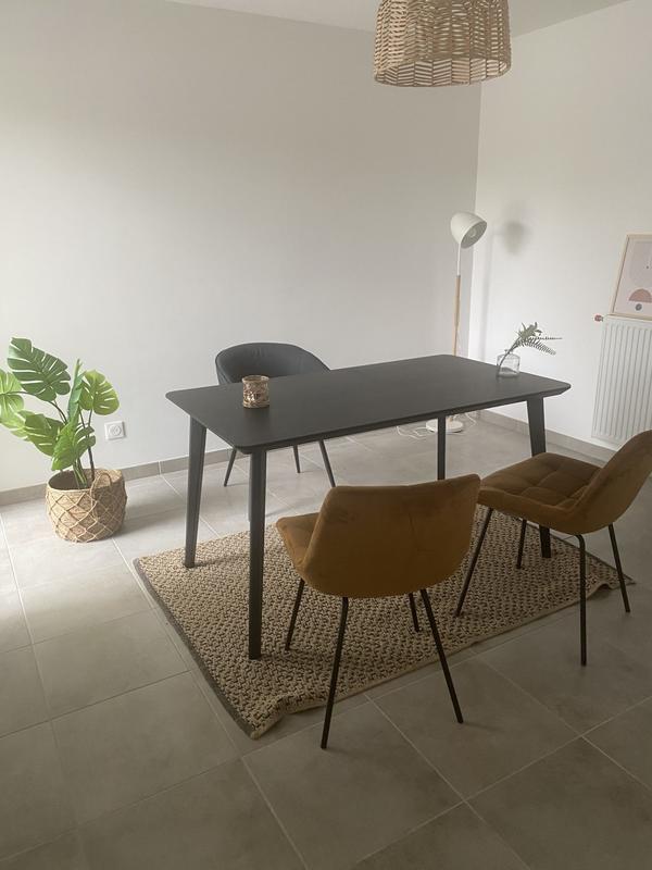 Appartement - 84 m² - 4 pièces