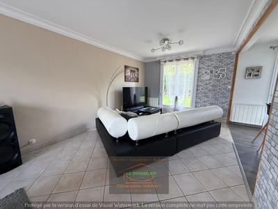 Maison - 97 m² - 6 pièces