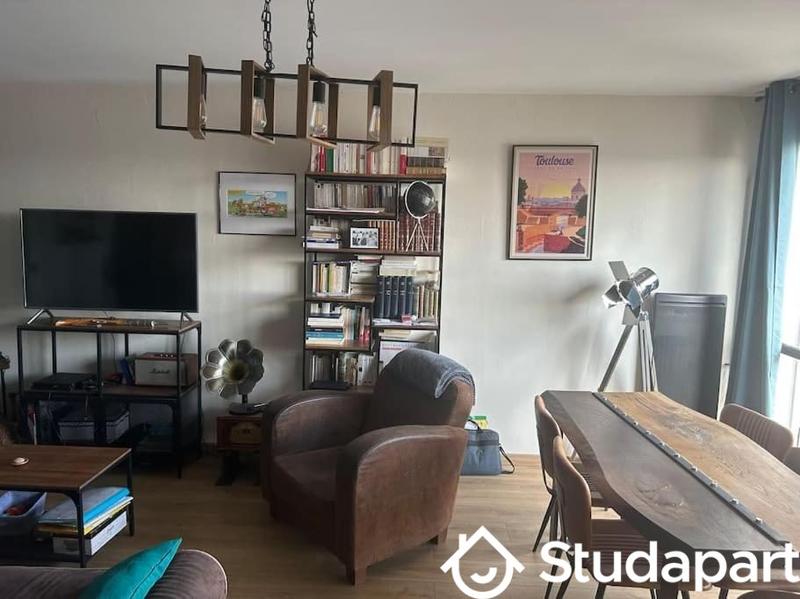 Appartement - 57 m² - 1 pièce