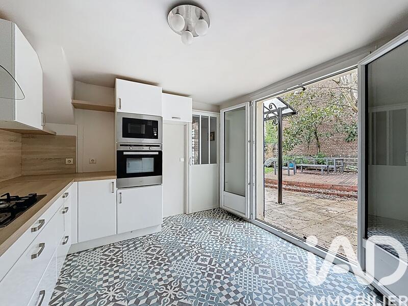 Maison - 94 m² - 4 pièces