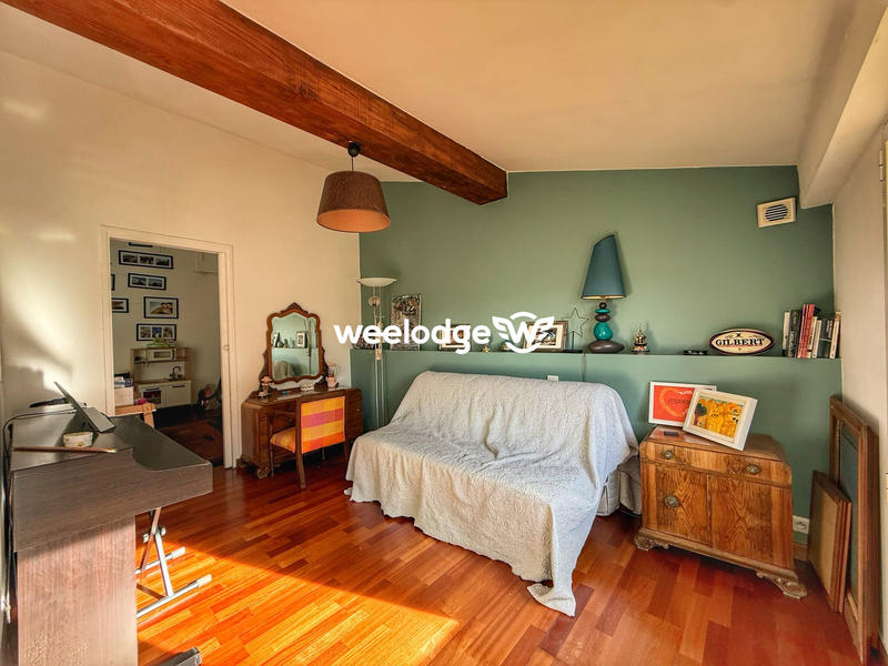 Maison ancienne - 225 m² - 7 pièces