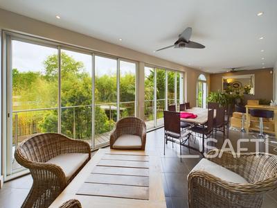 Villa - 290 m² - 7 pièces