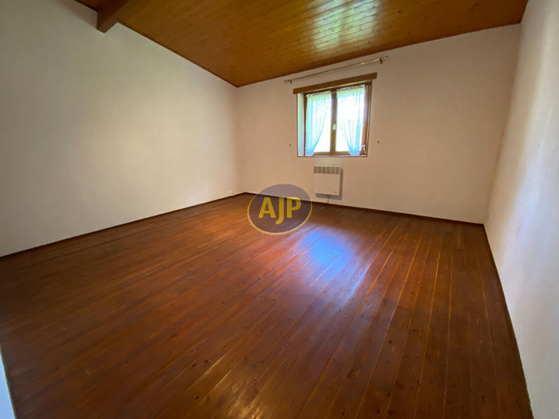 Maison - 139 m² - 7 pièces