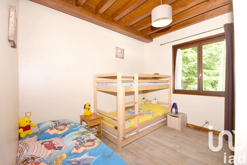 Maison - 187 m² - 9 pièces