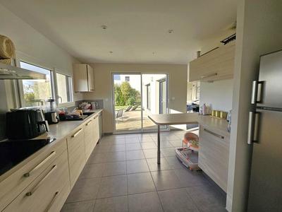 Maison - 143 m² - 6 pièces