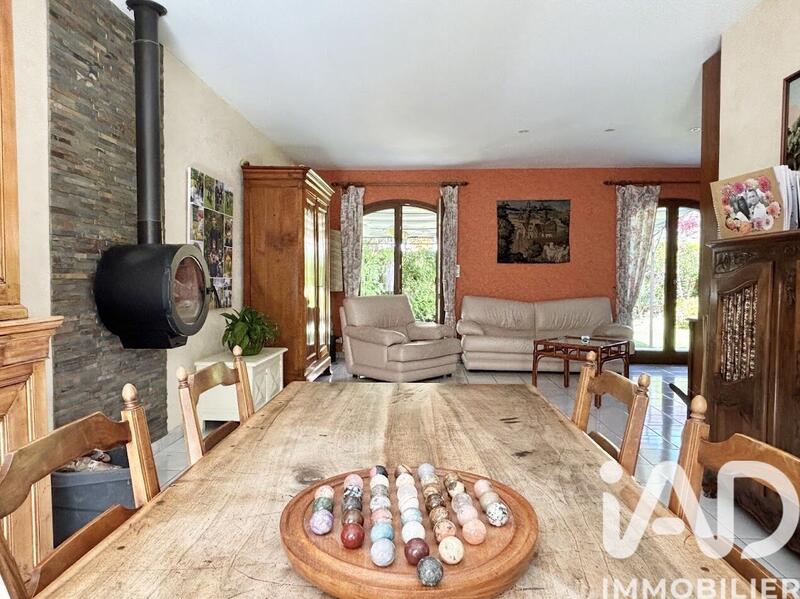 Maison - 135 m² - 6 pièces