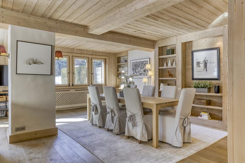 Appartement - 179 m² - 7 pièces