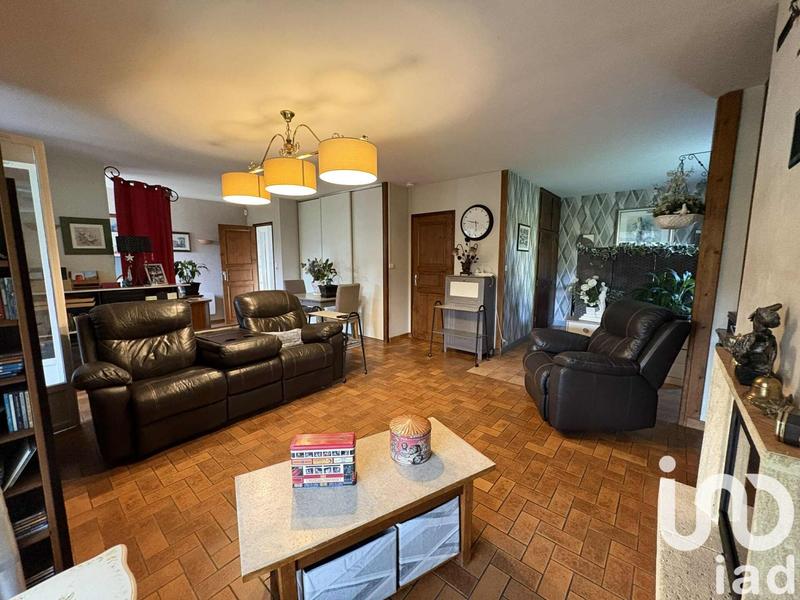 Maison - 104 m² - 4 pièces