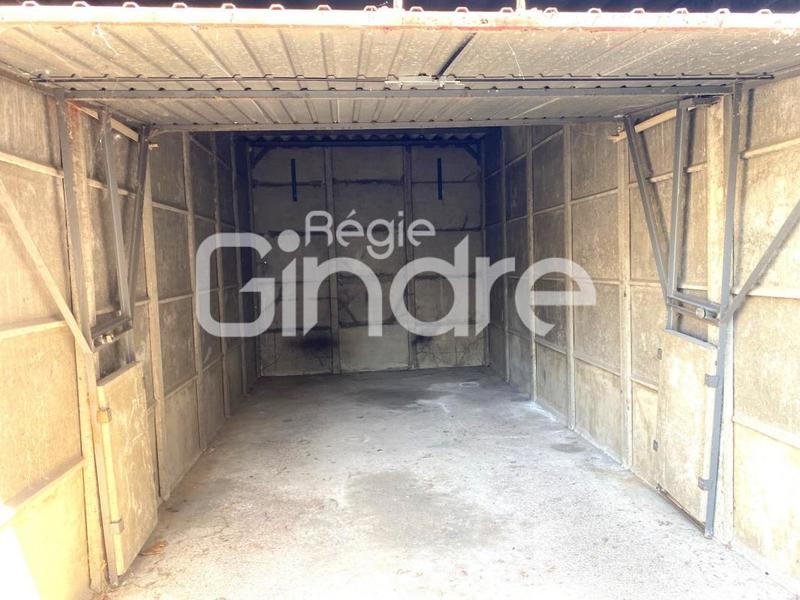 Garage - 12 m²